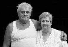 momdad-bw
